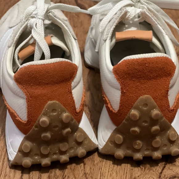 New Balance 327 white trainers sneakers - Picture 6 of 7